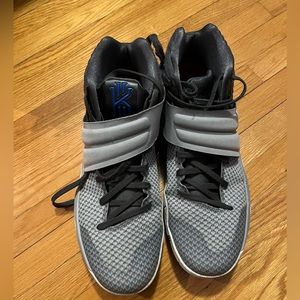 Kyrie 2 - men size 12
